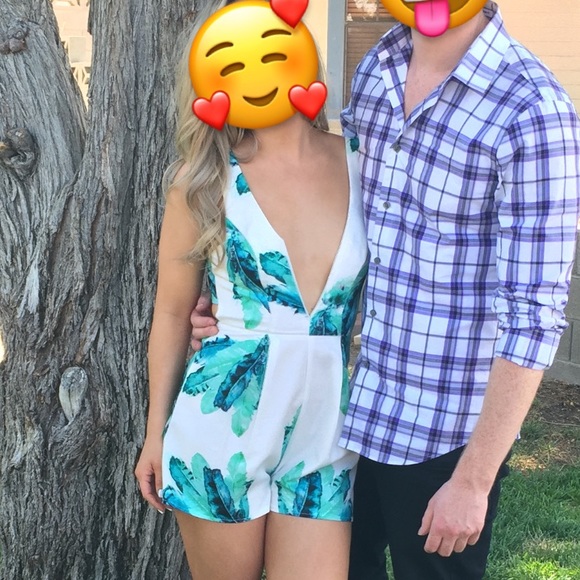 Palm Print shorts romper - Picture 2 of 5